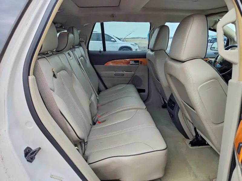 2011 LINCOLN MKX   