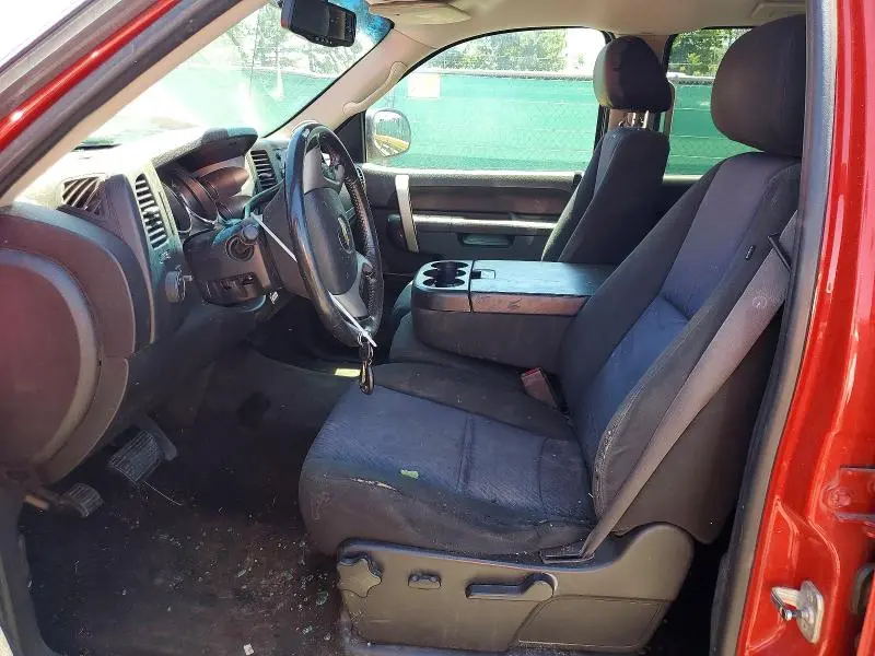 2011 CHEVROLET SILVERADO K1500 LT  