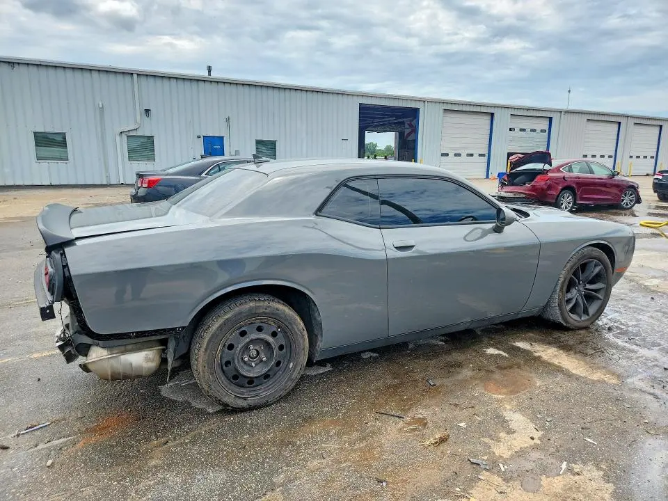2017 DODGE CHALLENGER SXT  