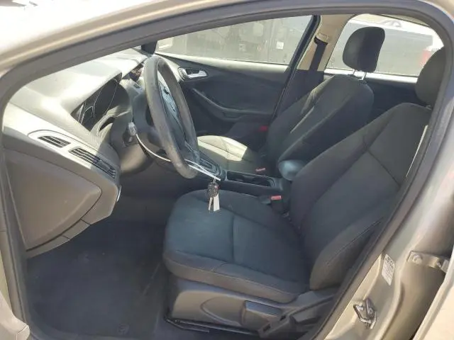 2015 FORD FOCUS SE  