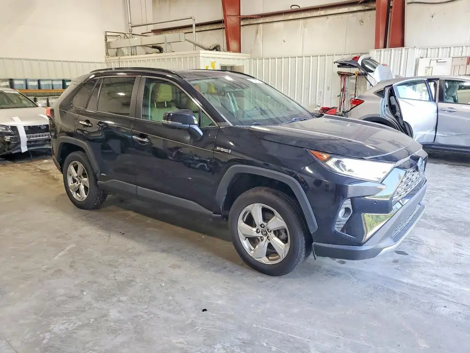 2020 TOYOTA RAV4 LIMITED  