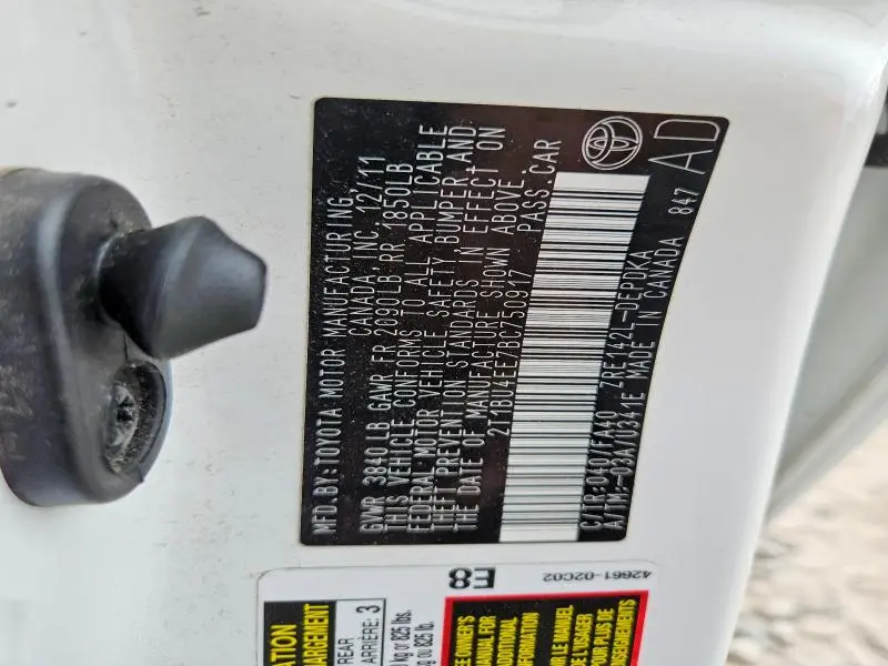 2011 TOYOTA COROLLA BASE  