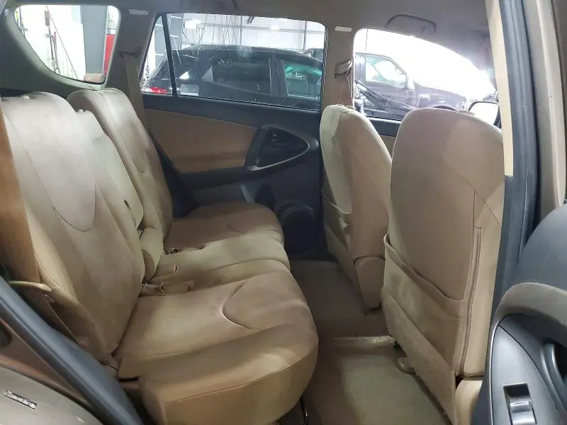 2010 TOYOTA RAV4 BASE  