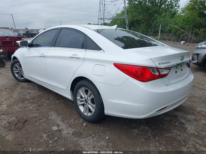 2013 HYUNDAI SONATA GLS