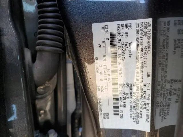 2015 FORD FOCUS SE  