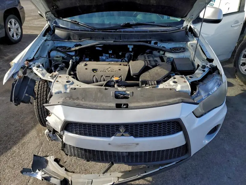 2010 MITSUBISHI OUTLANDER ES  