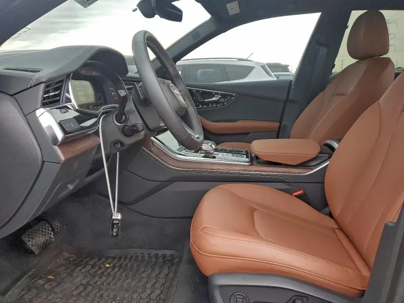 2025 AUDI Q8 PREMIUM PLUS  