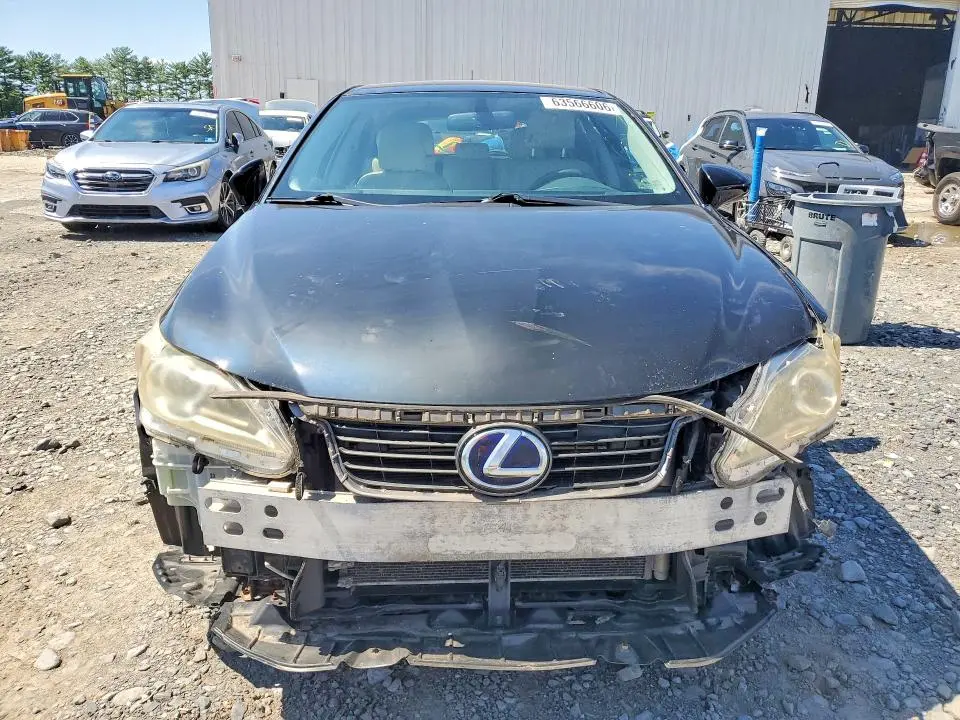 2011 LEXUS CT 200  