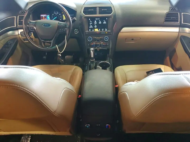 2017 FORD EXPLORER XLT  