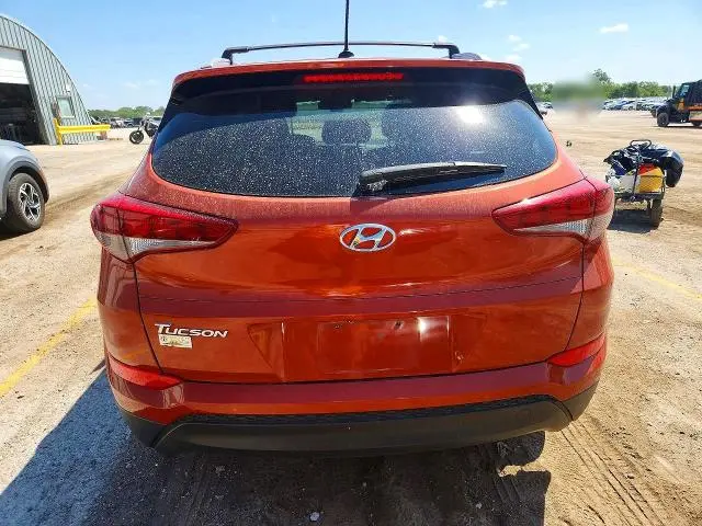 2017 HYUNDAI TUCSON SE  