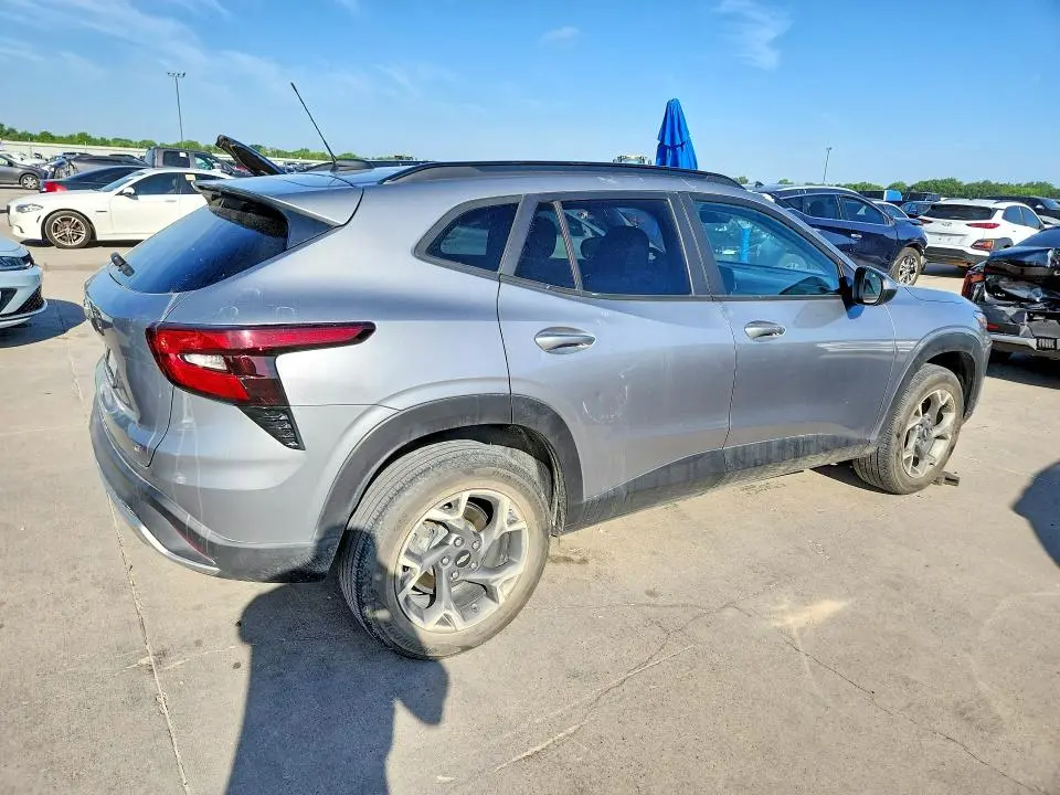 2025 CHEVROLET TRAX 1LT  