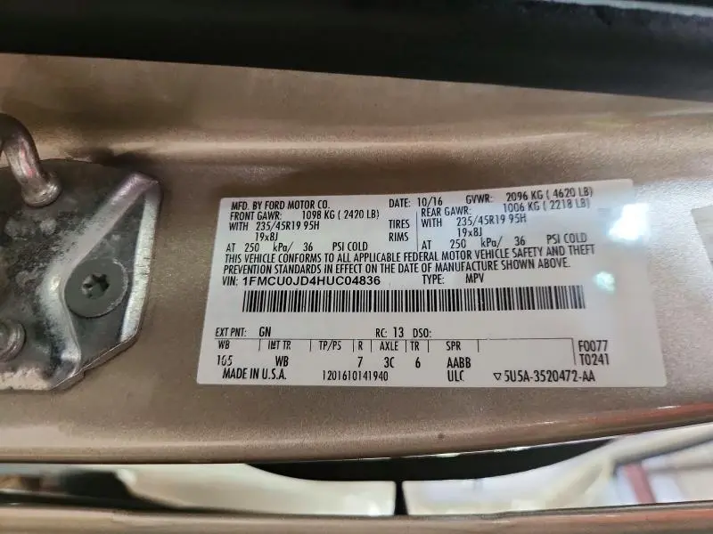 2017 FORD ESCAPE TITANIUM  