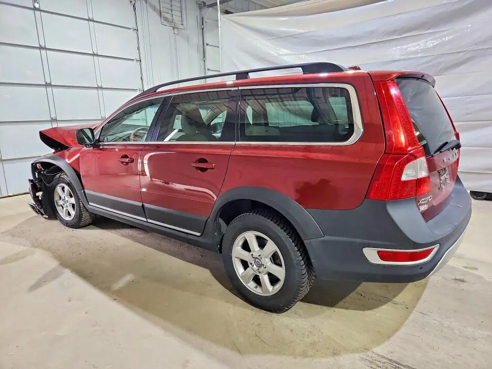 2011 VOLVO XC70 3.2  