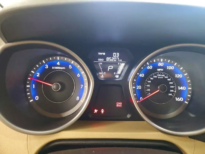 2013 HYUNDAI ELANTRA GLS  