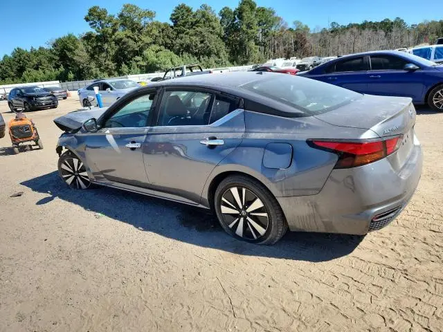 2022 NISSAN ALTIMA SV  