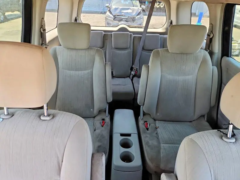 2017 NISSAN QUEST SV  