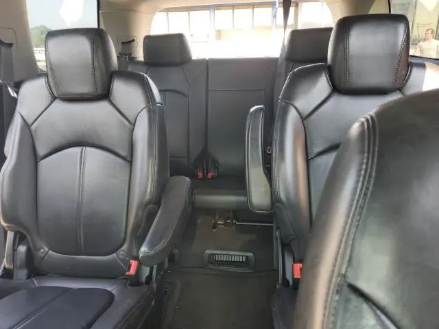 2010 GMC ACADIA SLT-1  