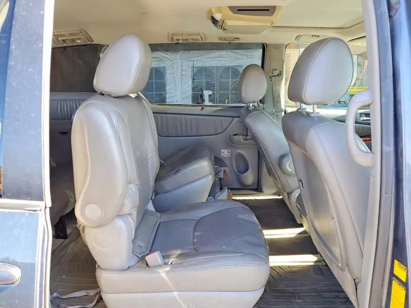 2010 TOYOTA SIENNA XLE LIMITED  