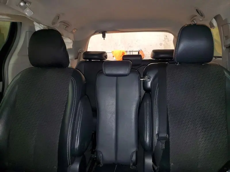 2012 TOYOTA SIENNA SE 8-PASSENGER  