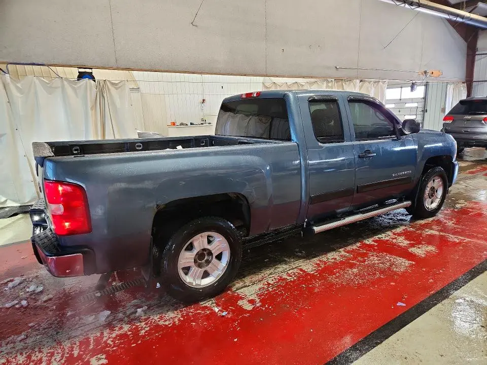 2010 CHEVROLET SILVERADO K1500 LT  