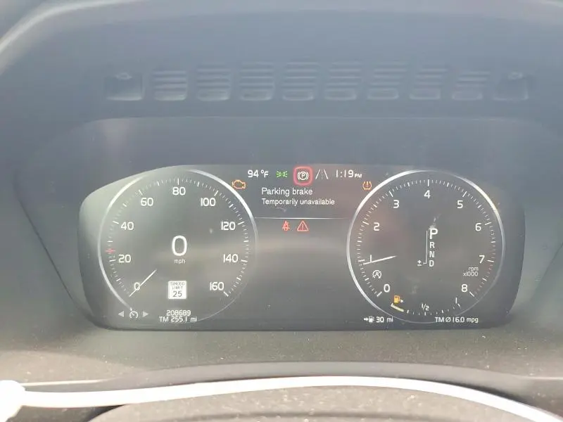 2016 VOLVO XC90 T6  