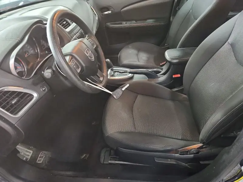 2014 DODGE AVENGER SE  