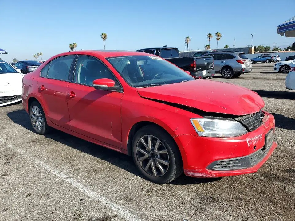 2012 VOLKSWAGEN JETTA SE  