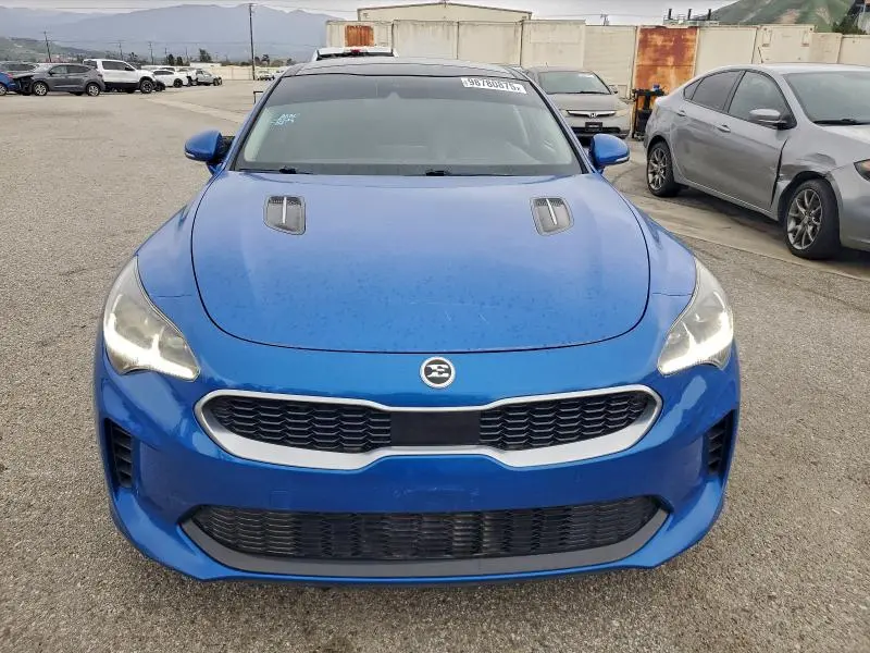 2019 KIA STINGER PREMIUM  