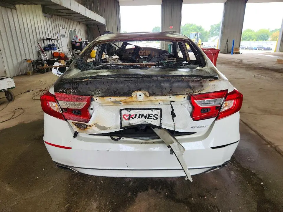 2021 HONDA ACCORD SPORT  