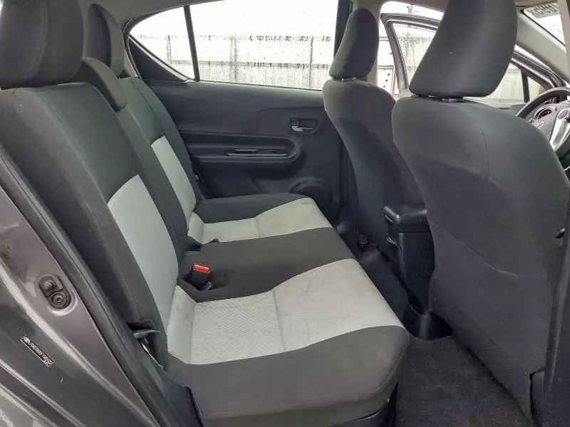 2015 TOYOTA PRIUS C TWO  