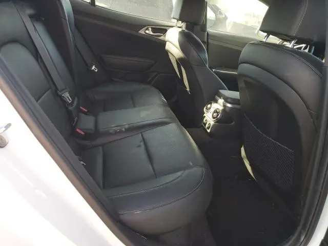 2022 KIA STINGER GT1  