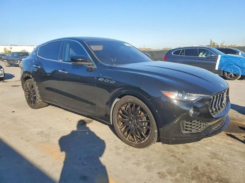 2020 MASERATI LEVANTE S  
