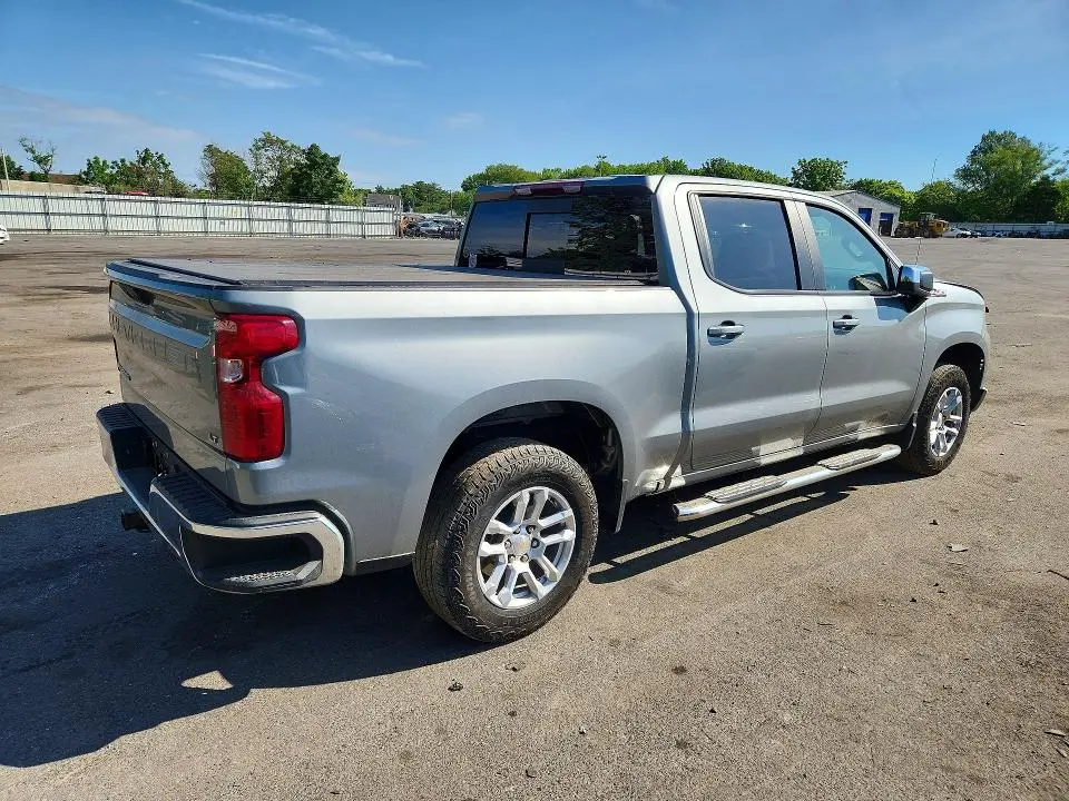 2025 CHEVROLET SILVERADO K1500 LT  