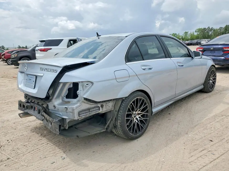 2013 MERCEDES-BENZ C 250  