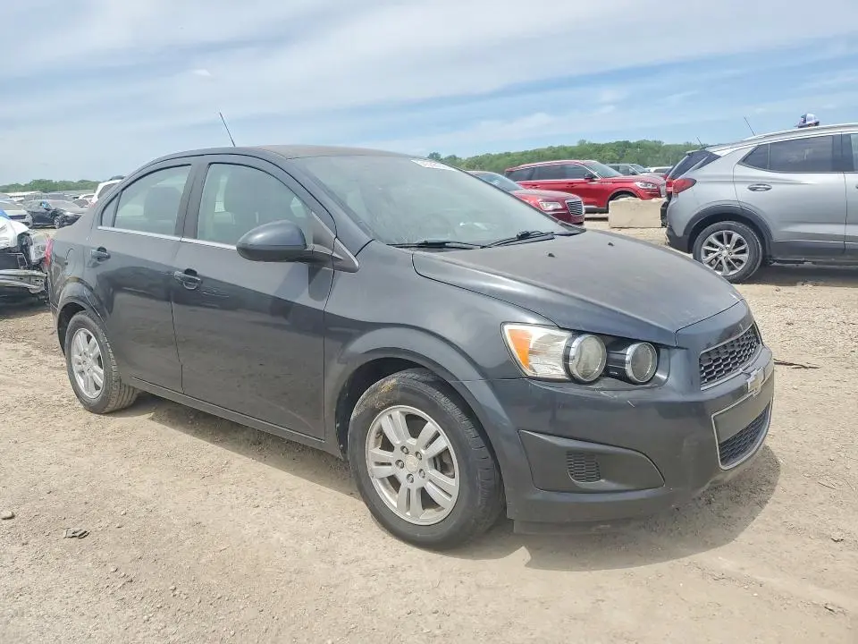 2015 CHEVROLET SONIC LT  
