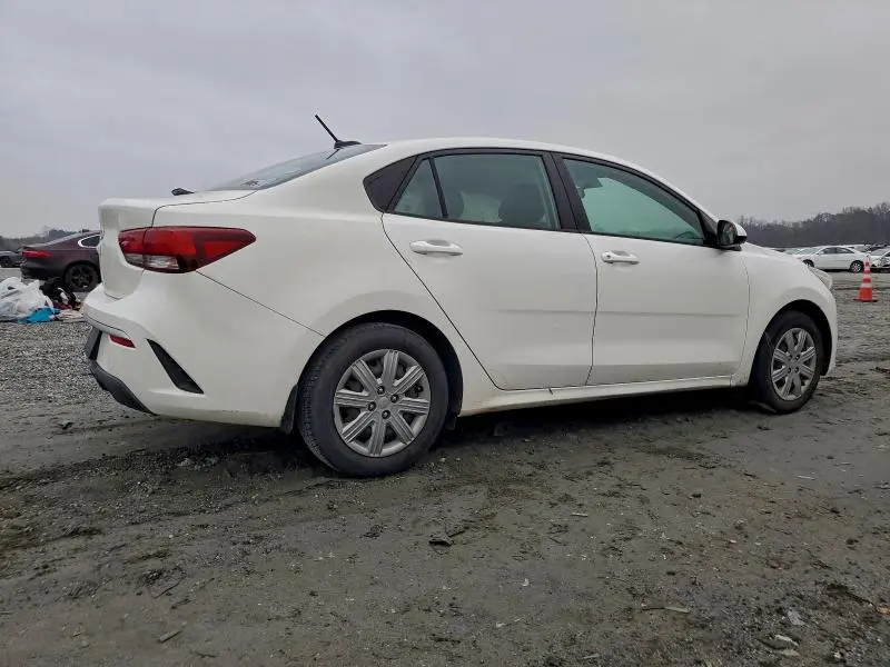 2022 KIA RIO LX  