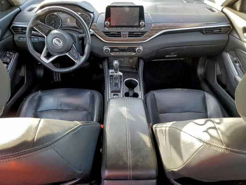 2020 NISSAN ALTIMA SL  