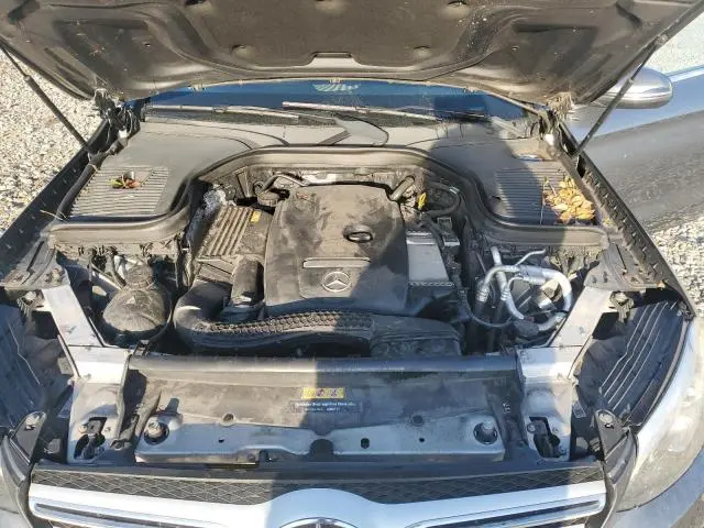 2017 MERCEDES-BENZ GLC 300  