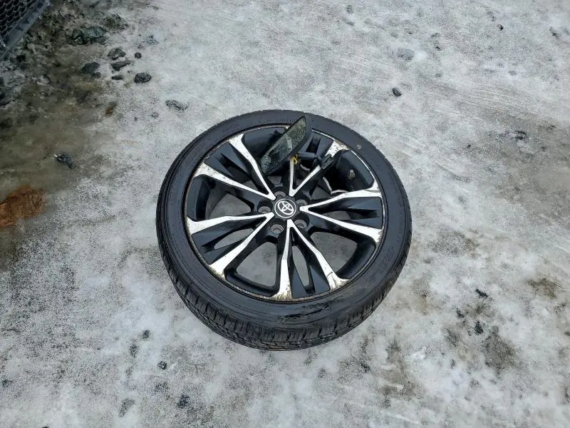 2018 TOYOTA COROLLA SE  