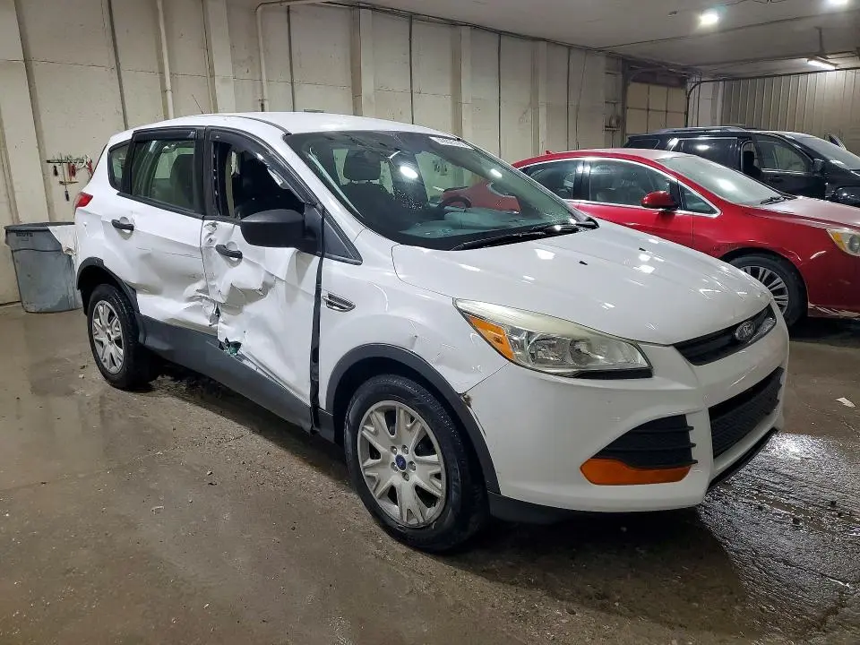 2016 FORD ESCAPE S  