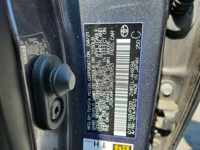 2021 TOYOTA PRIUS LE  