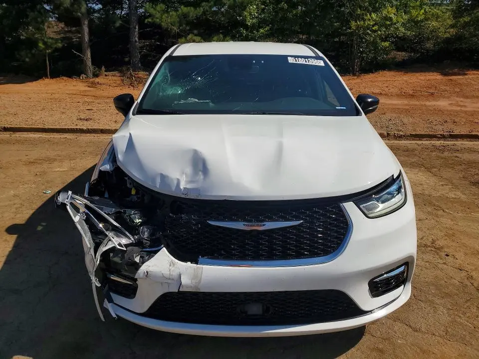 2024 CHRYSLER PACIFICA TOURING  