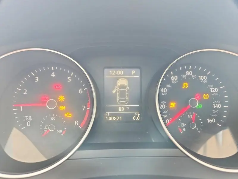 2015 VOLKSWAGEN JETTA SE  