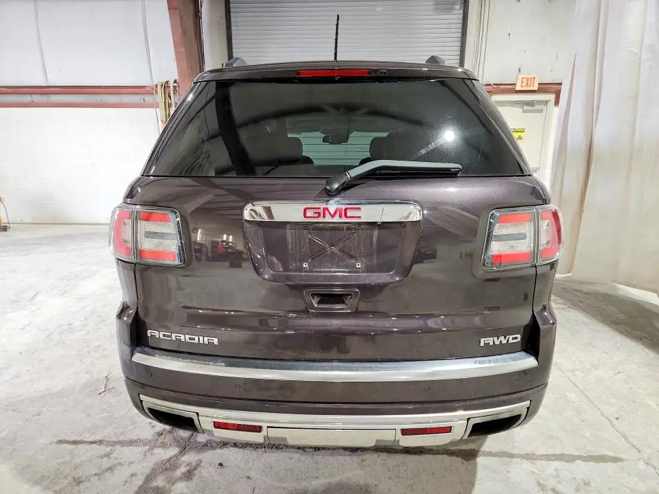 2015 GMC ACADIA DENALI  