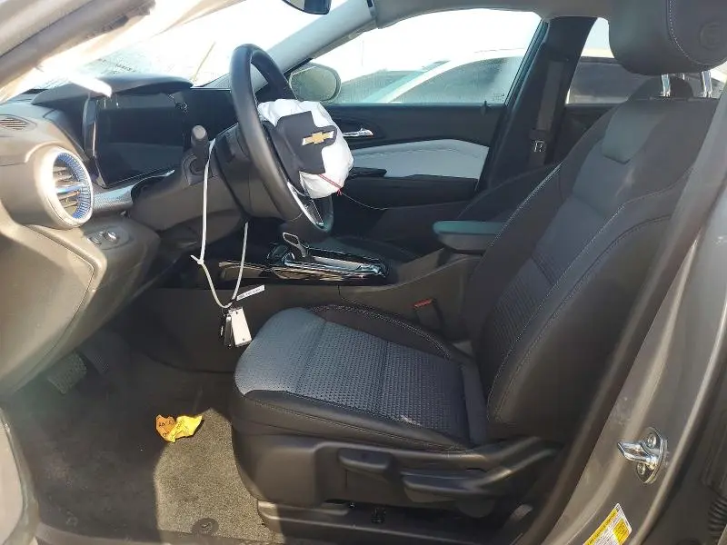 2025 CHEVROLET TRAX 1LT  