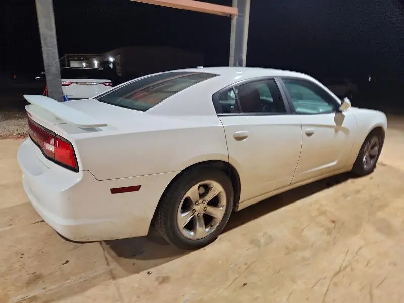 2012 DODGE CHARGER SXT  