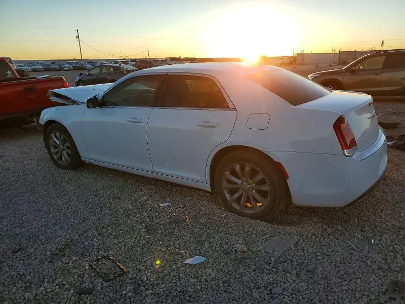 2016 CHRYSLER 300 LIMITED  