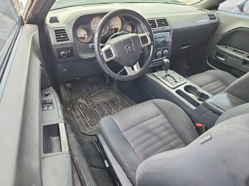 2013 DODGE CHALLENGER SXT  