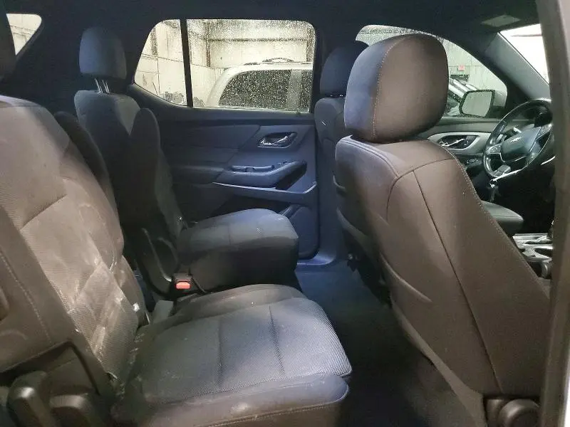 2022 CHEVROLET TRAVERSE LT  