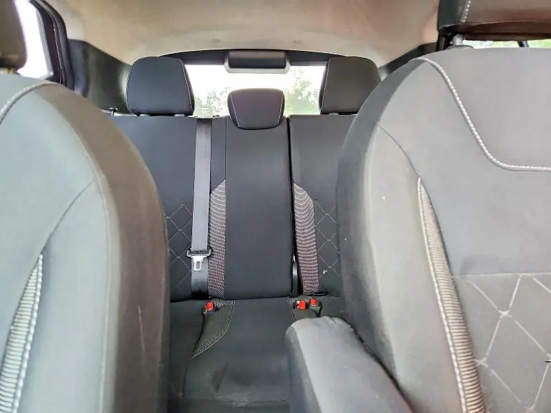 2018 NISSAN KICKS S  